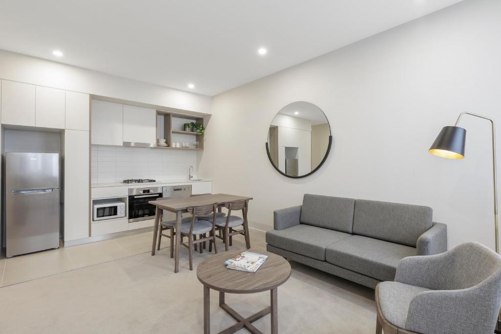 Brady Apartment Hotel Hardware Lane - Resim 28