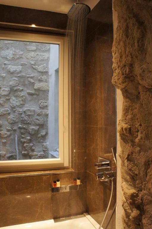 Tonic Hotel Saint Germain des Prés - Resim 32