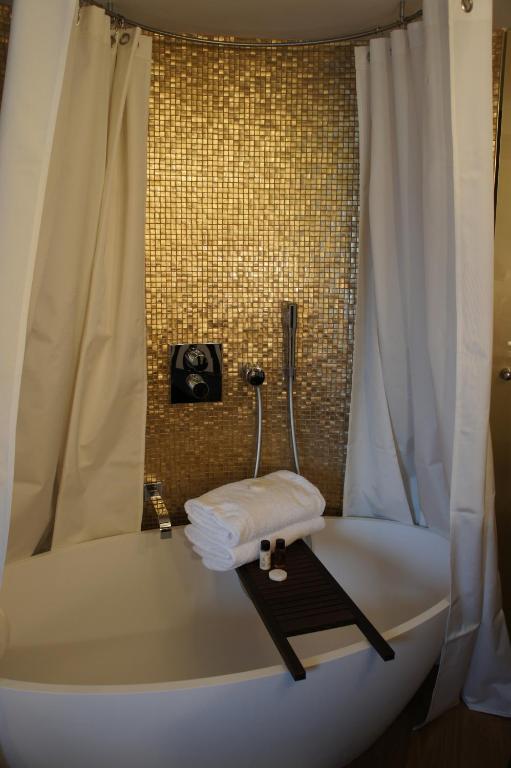 Tonic Hotel Saint Germain des Prés - Resim 29