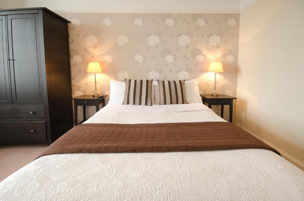 Ennislare House Guest Accommodation - Deluxe Double Room