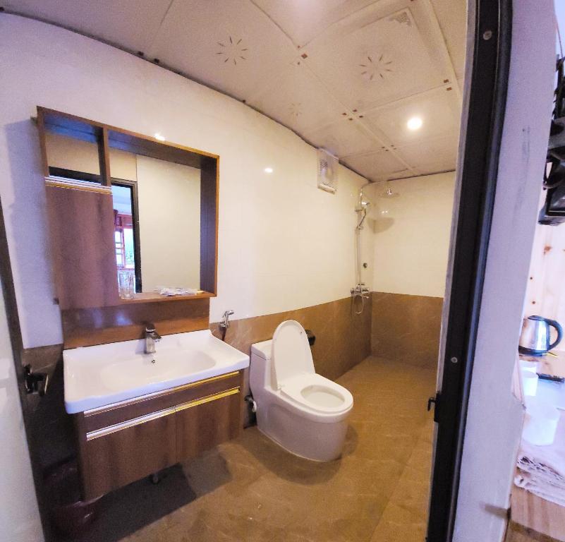 Koupelna v ubytování Dang Khoa Homestay