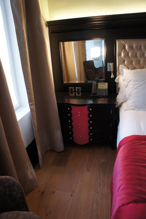 Tonic Hotel Saint Germain des Prés - Resim 19