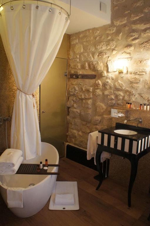 Tonic Hotel Saint Germain des Prés - Resim 25