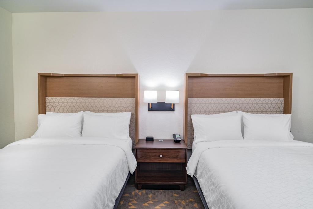 Holiday Inn Southaven Central - Memphis, an IHG Hotel - Chambre Queen Standard Avec Deux Lits Queen - Étage Supérieur