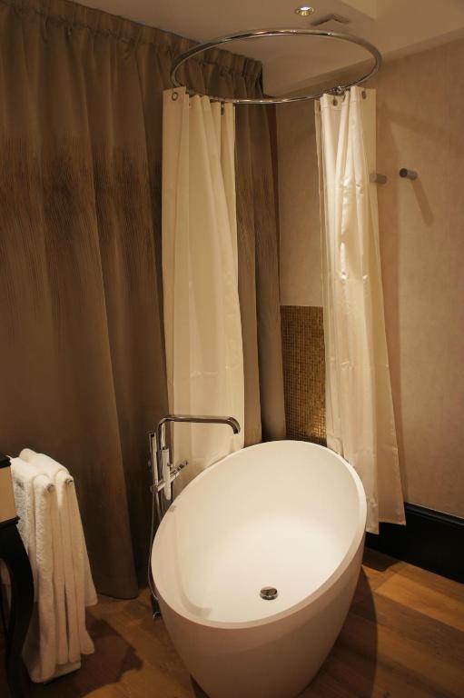 Tonic Hotel Saint Germain des Prés - Resim 34