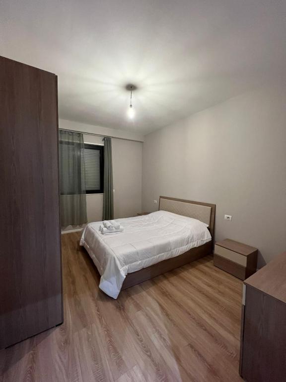 090 Apartments - Image 2