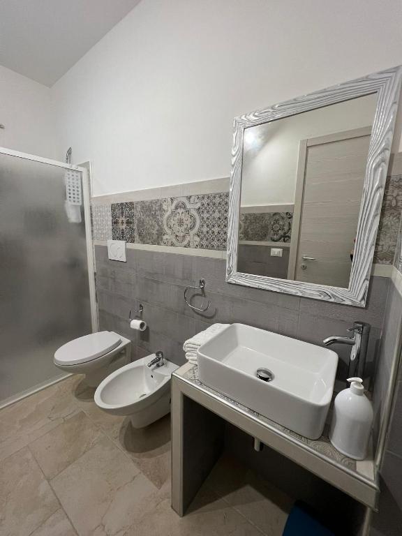 A bathroom at B&B Quintadecima