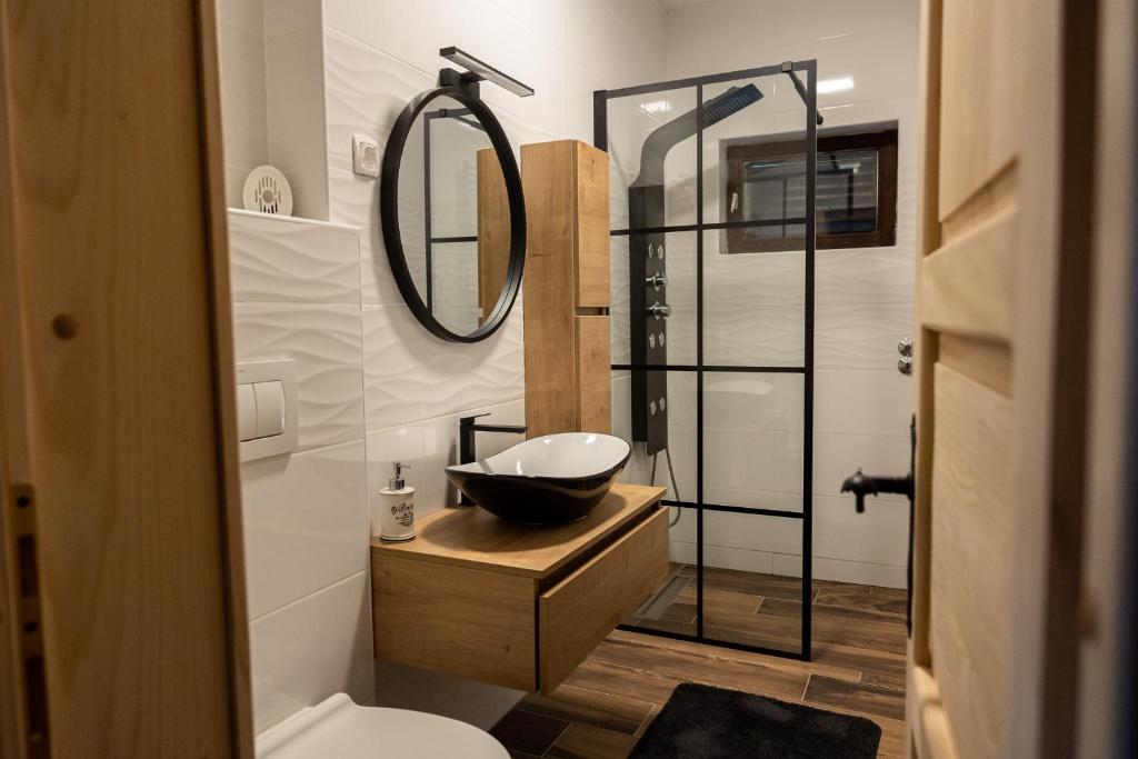 Galerija fotografija objekta Vacation house Kula u gradu 'Jasenak'
