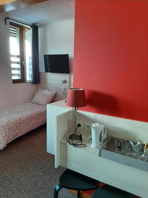 TV a/nebo společenská místnost v ubytování Hotel Chalet du Crey