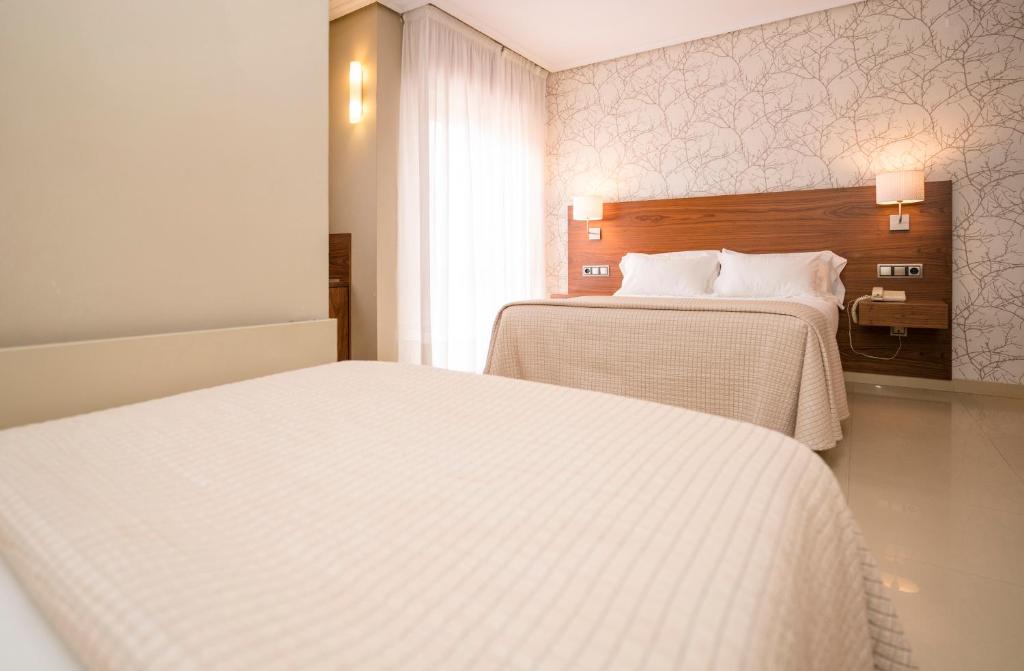 Hotel Piramide - Habitación Familiar Estándar
