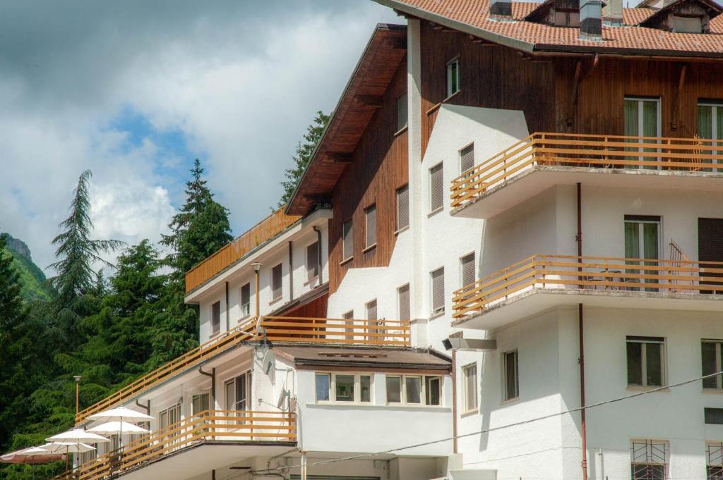 Budova, kde se hotel nachází