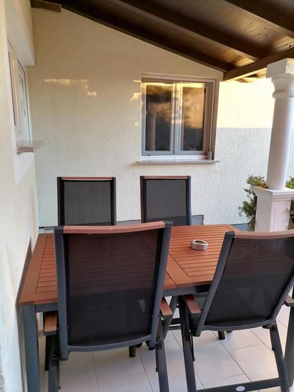 Posedenie v ubytovaní Apartmani Marina Poreč