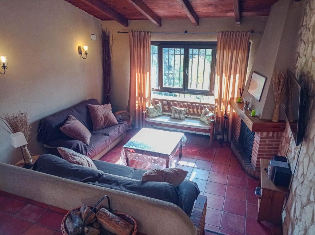 Kép La Tejada del Valle szállásáról Valle de San Pedróban a galériában
