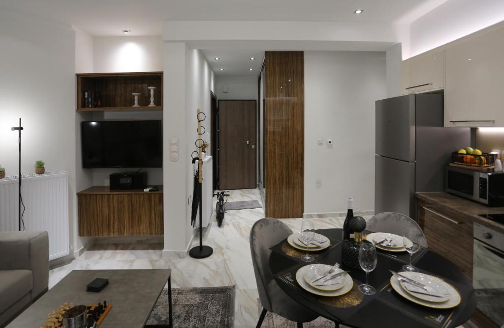 Kuchnia lub aneks kuchenny w obiekcie LA Larissa Luxury Apartments Trekke