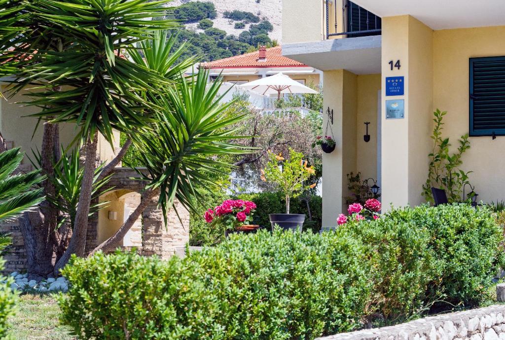 Zahrada ubytování Villa Ana