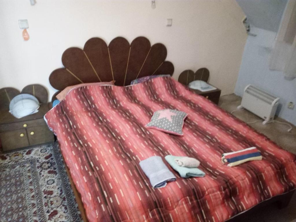 Postel nebo postele na pokoji v ubytování VILLA MI - JA Brestovacka Banja