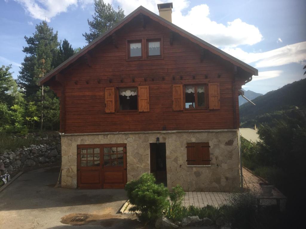 Chalet Saint-Chaffrey - Housity