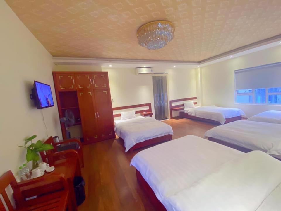 Sen Trang Hotel - Habitación Familiar Con Vistas Al Lago