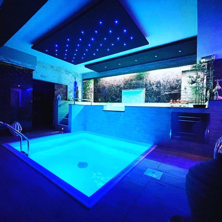 Bazén v ubytování Saija Resort nebo v jeho okolí