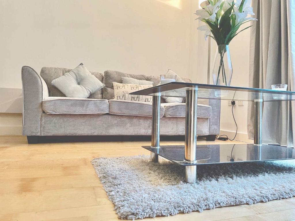 Sofas 4 Less Leicester Baci Living Room