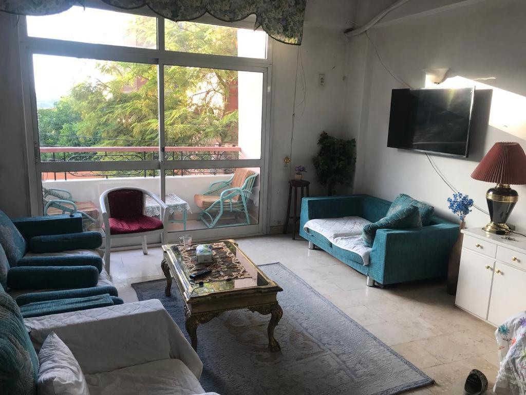 A seating area at East Luxor Apartments with Nile views
