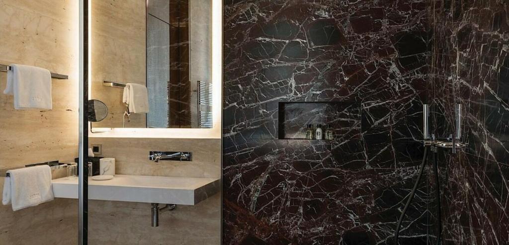 Fendi Private Suites - Small Luxury Hotels of the World - Resim 42