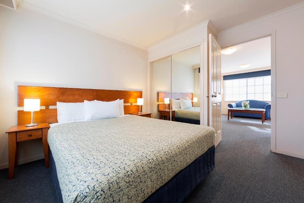 Canberra Parklands Central Apartment Hotel Official - Resim 27