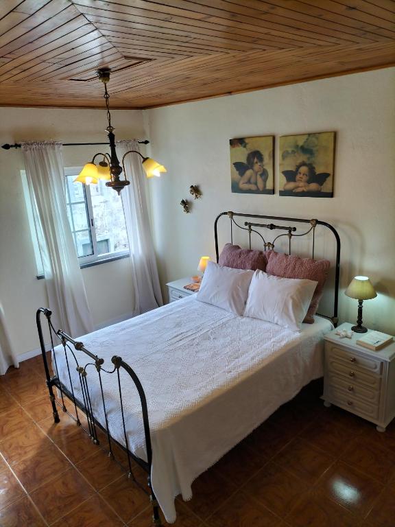 Porto Pim Beach House - 三居室房屋