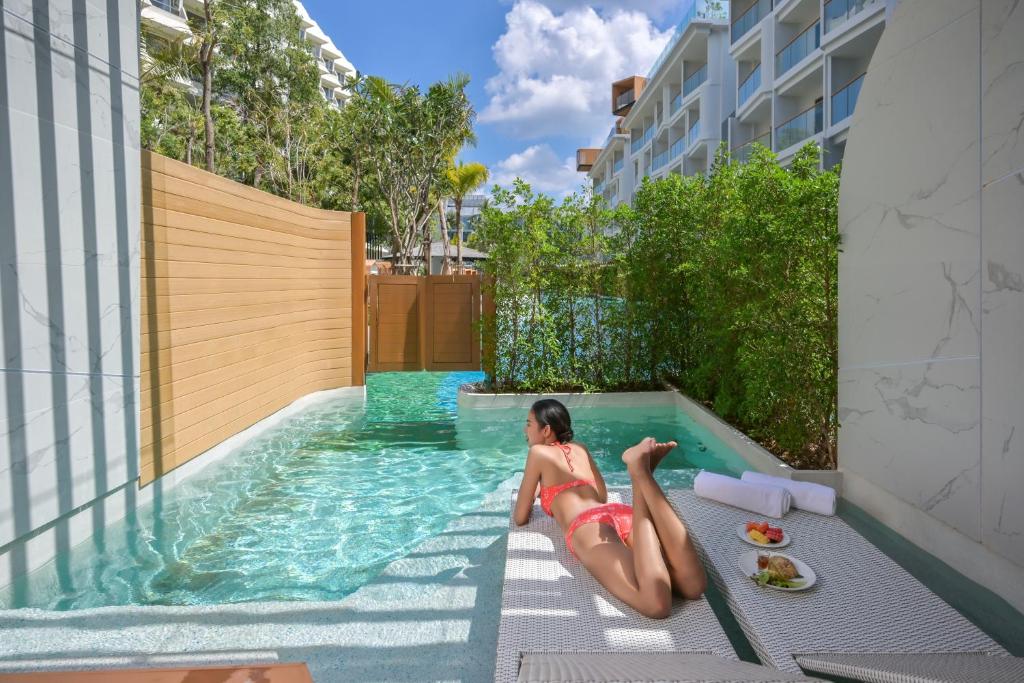 Andaman Embrace Patong, Phuket - Resim 42