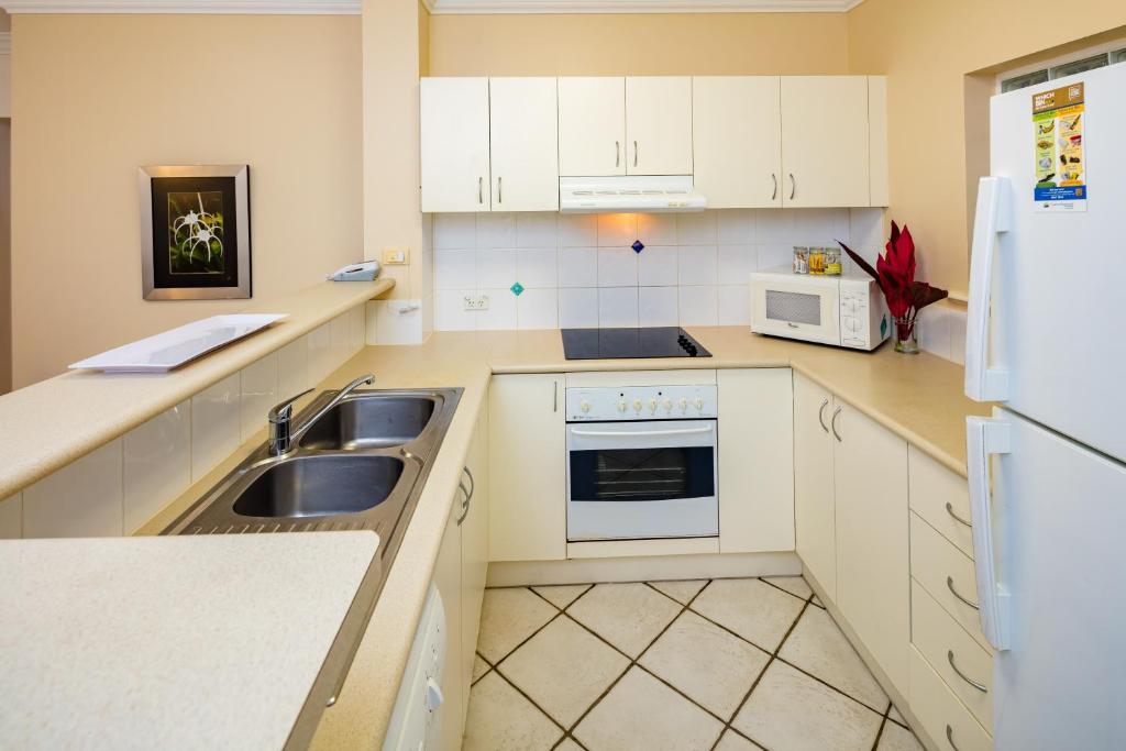 City Terraces Cairns - Resim 35