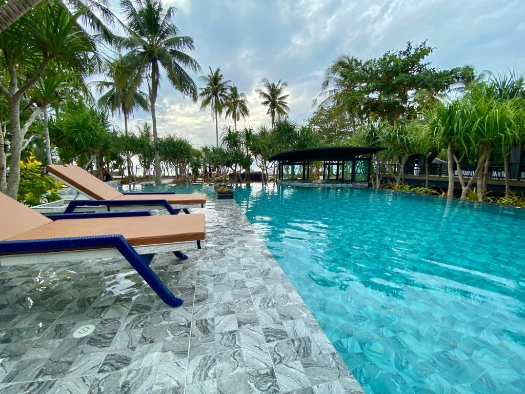 The Wynn Kohjum - 15