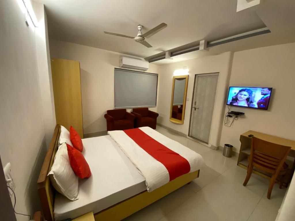 TV a/nebo společenská místnost v ubytování Hotel Riverfront