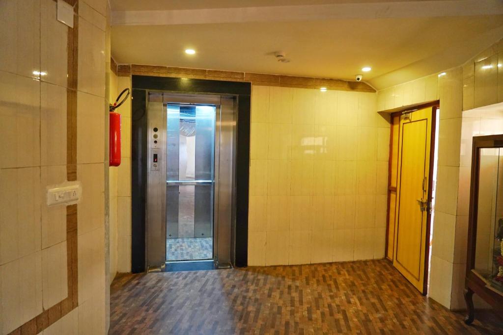 Fotografie z fotogalerie ubytování Hotel Riverfront v destinaci Ahmadábád