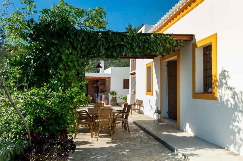 Villa Can Miguel, Sant Carles de Peralta – Bijgewerkte ...