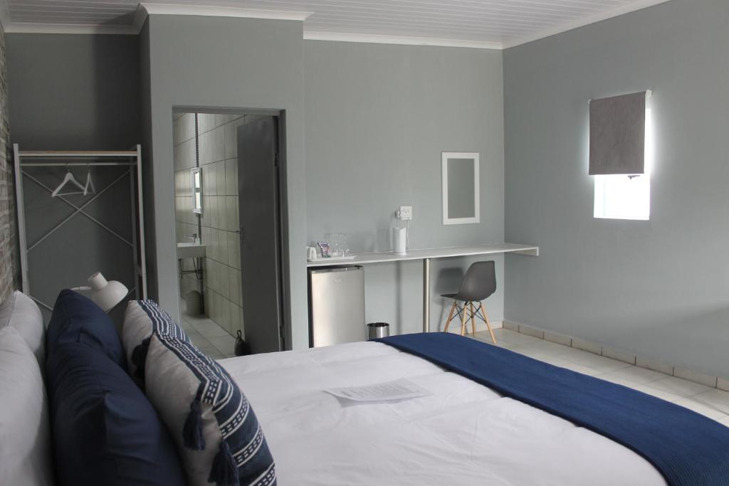 Berry Lane Guesthouse - Comfort Queen Room