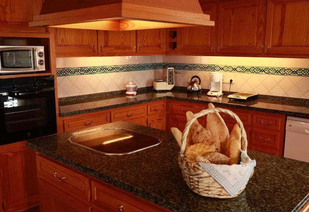 Villa Aynadamar in Granada (España Víznar) - Booking.com