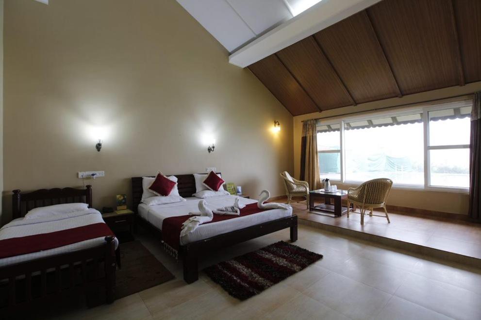 KSTDC Hotel Mayura Valley View Madikeri - غرفة مزدوجة تنفيذية