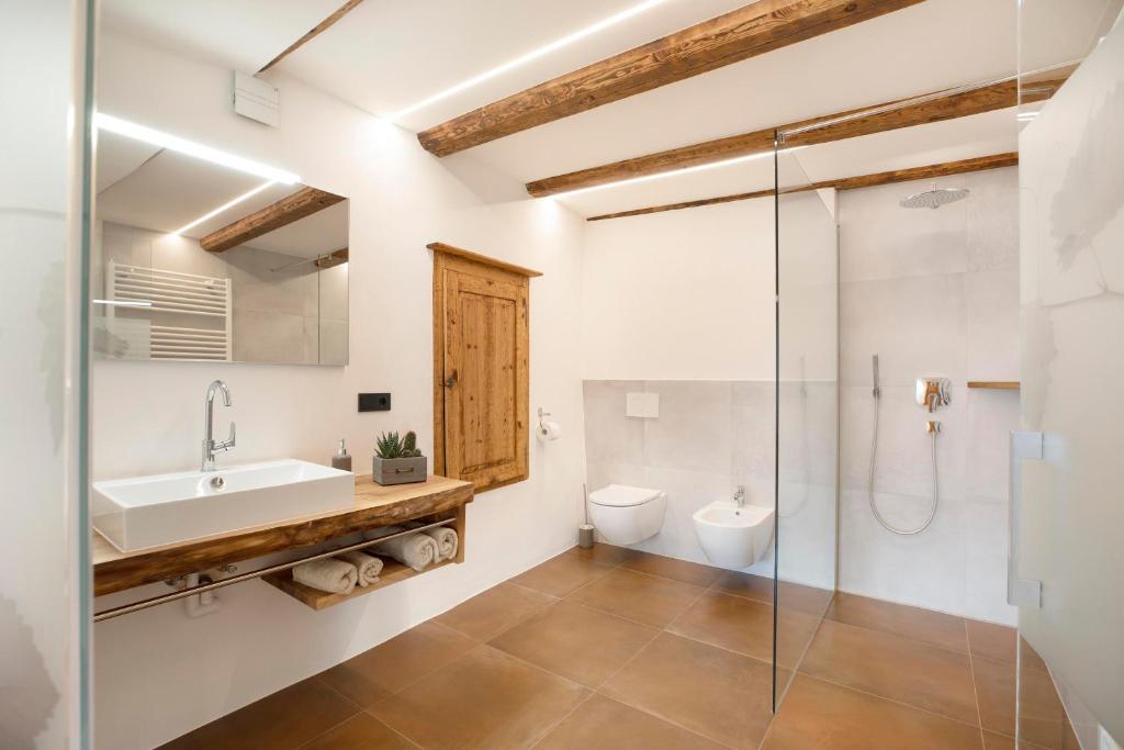 Kúpeľňa v ubytovaní Brantenhof Ferienwohnung Vinea