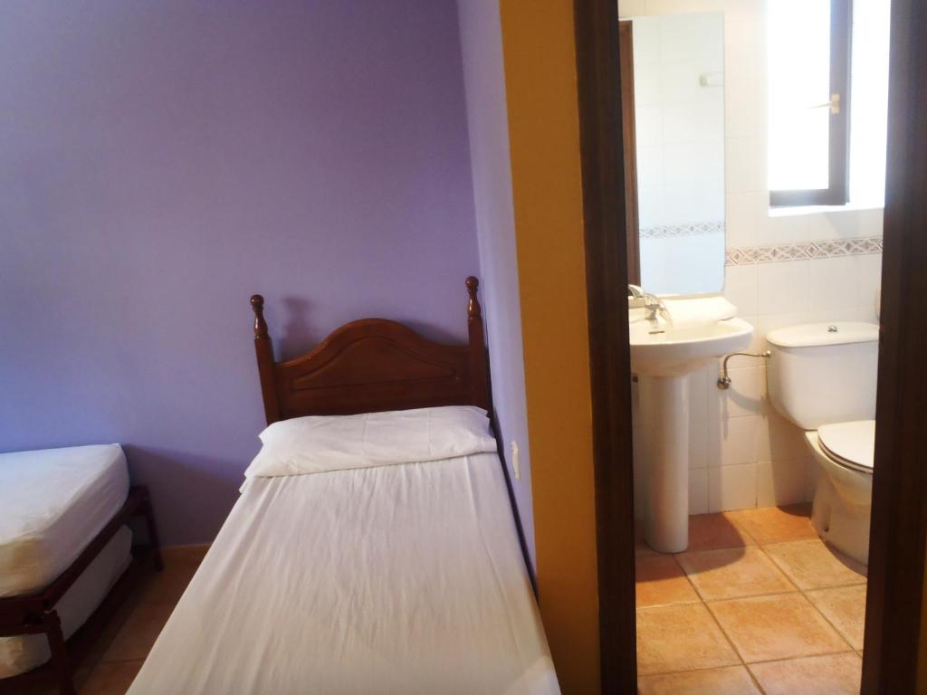 Koupelna v ubytování Albergue Las Almunias