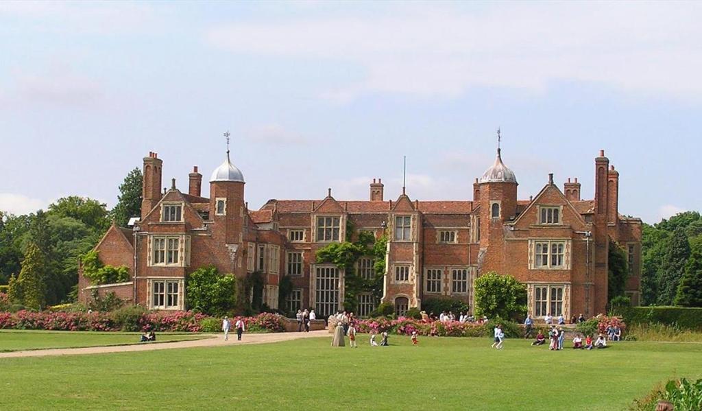 Melford Allotment Shed-Vintage Lodge Suffolk 5