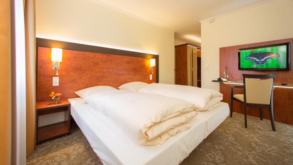 Hotel Hof Sudermühlen - Standard Double Room