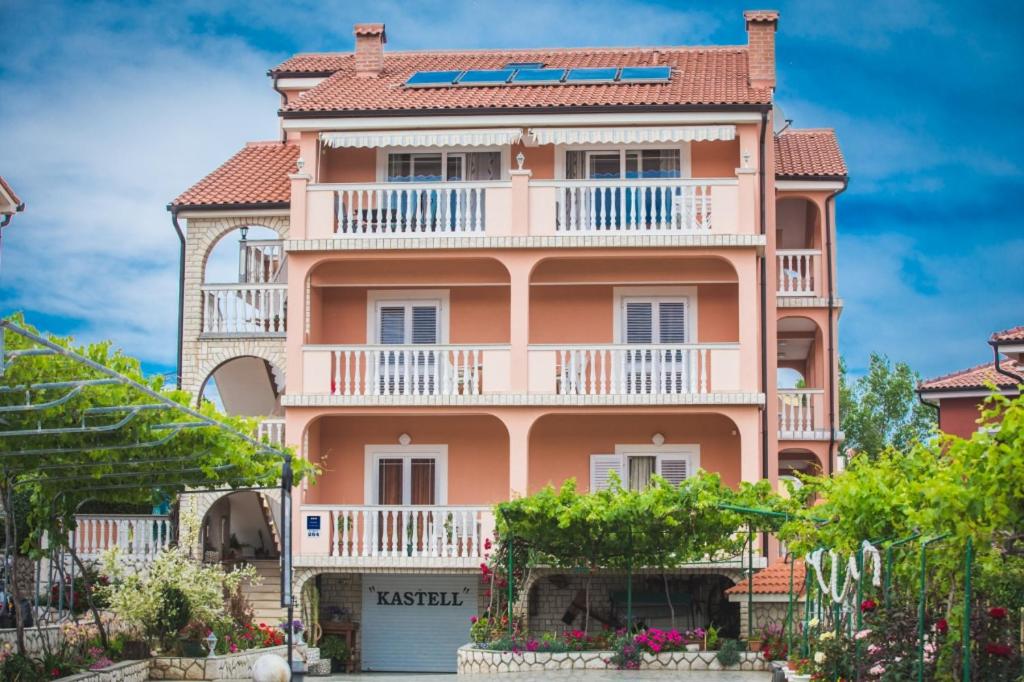 Budova, kde se apartmán nachází