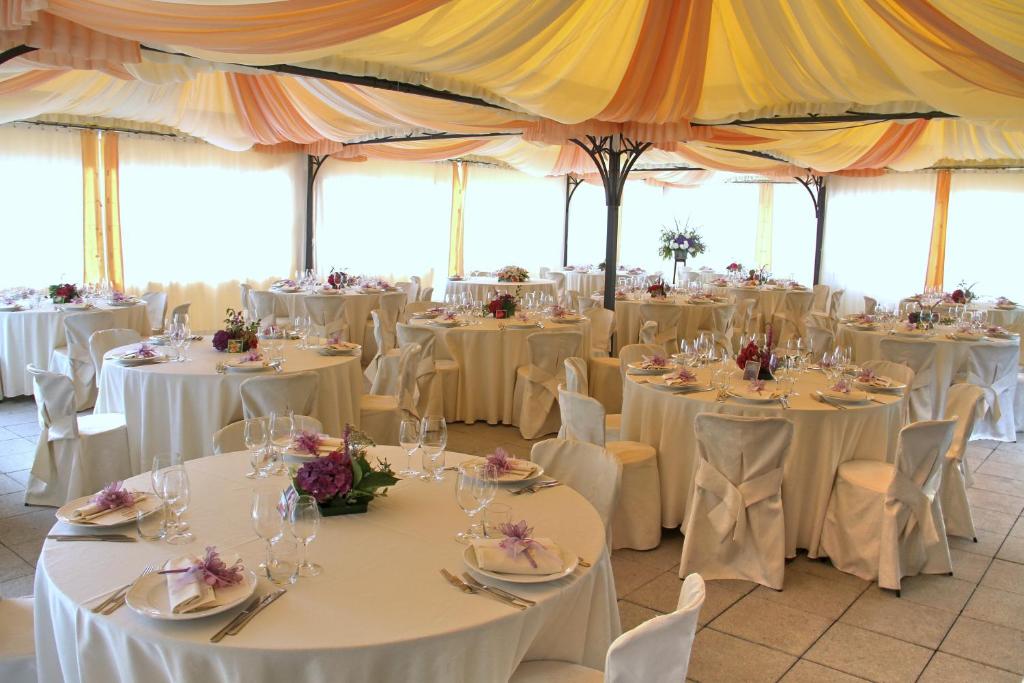 Restaurace v ubytování Albergo Miniere