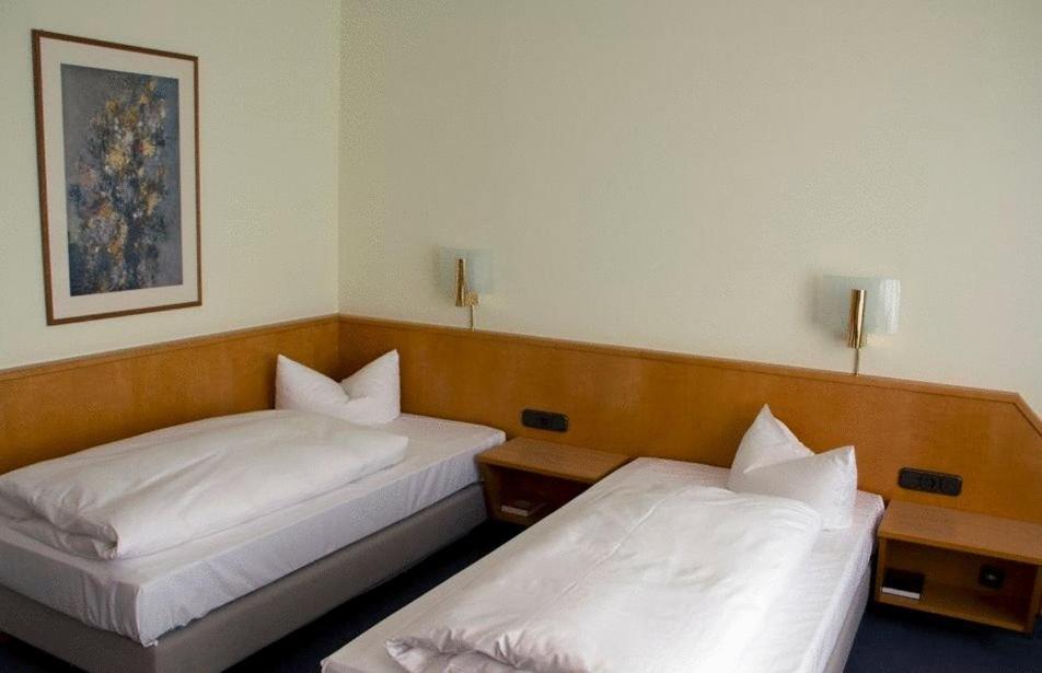 Hotel Am Terrassenufer - Resim 12