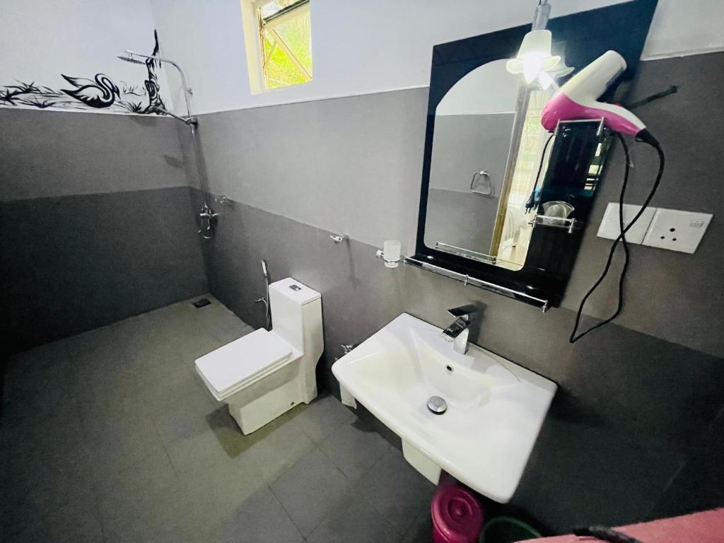 Koupelna v ubytování Ella Nimal Nest Inn