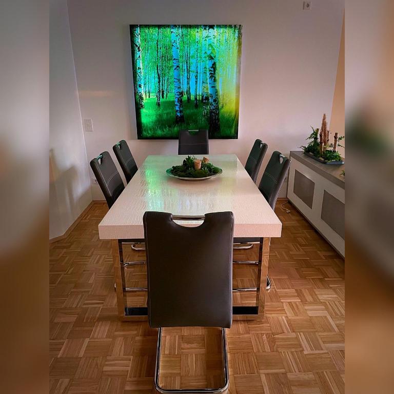TV a/nebo společenská místnost v ubytování My Home Deluxe Ferienwohnung Sauna