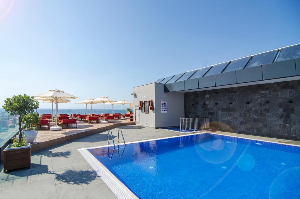 The swimming pool at or close to Ilayda Avantgarde Hotel