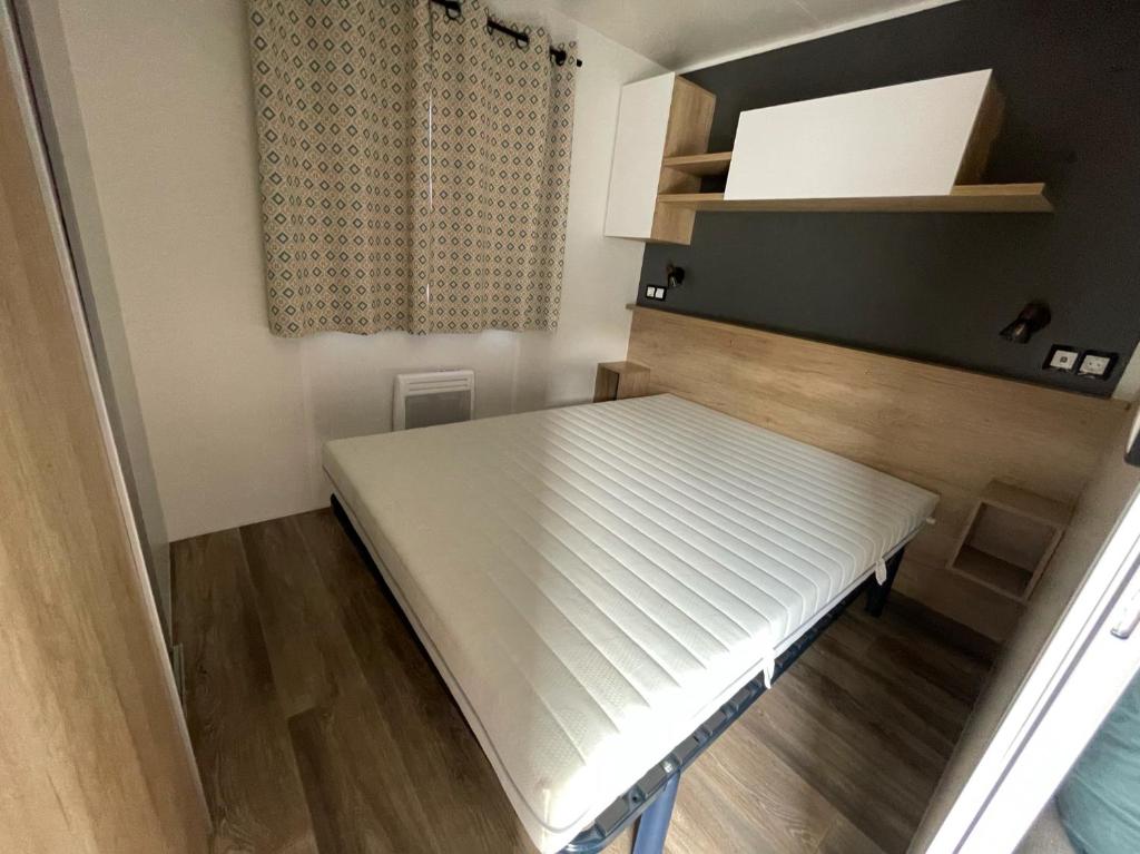Postel nebo postele na pokoji v ubytování Vesna Mobil Home