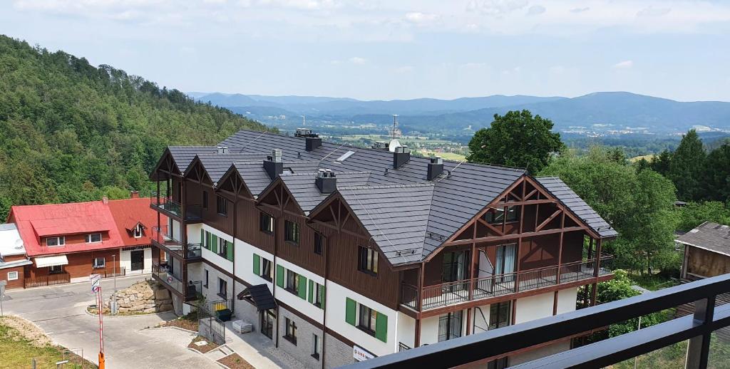 Výhľad na hory alebo výhľad na hory priamo z apartmánu