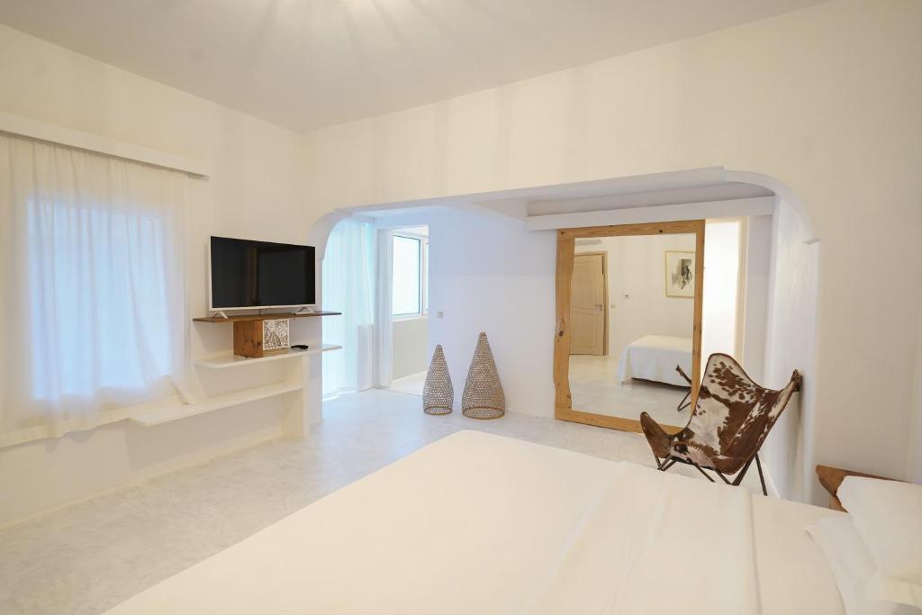 Postel nebo postele na pokoji v ubytování New Villa Komos in Pitsidia,Matala,Crete